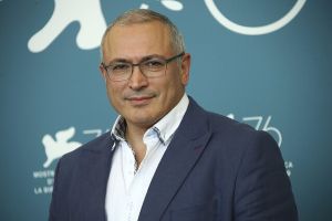 Генпрокуратура потребовала изъять более 1 млрд рублей со счетов Михаила Ходорковского* и Платона Лебедева